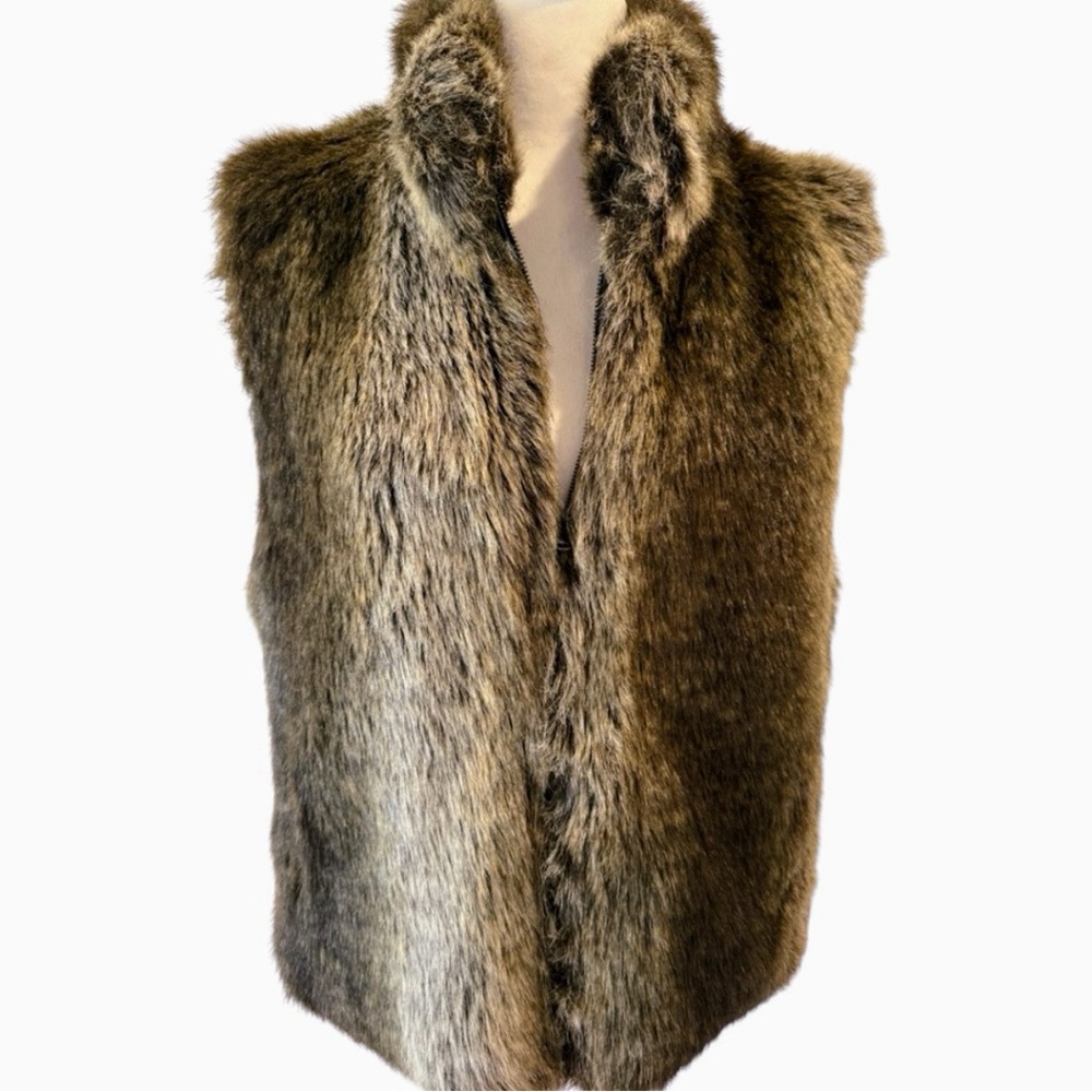 Reversible Faux Fur Vest - Warm and Stylish